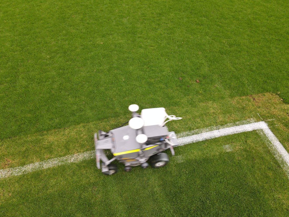 RM21+LM01 Robotic mowing and marking