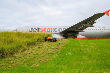 Airport maintenance 