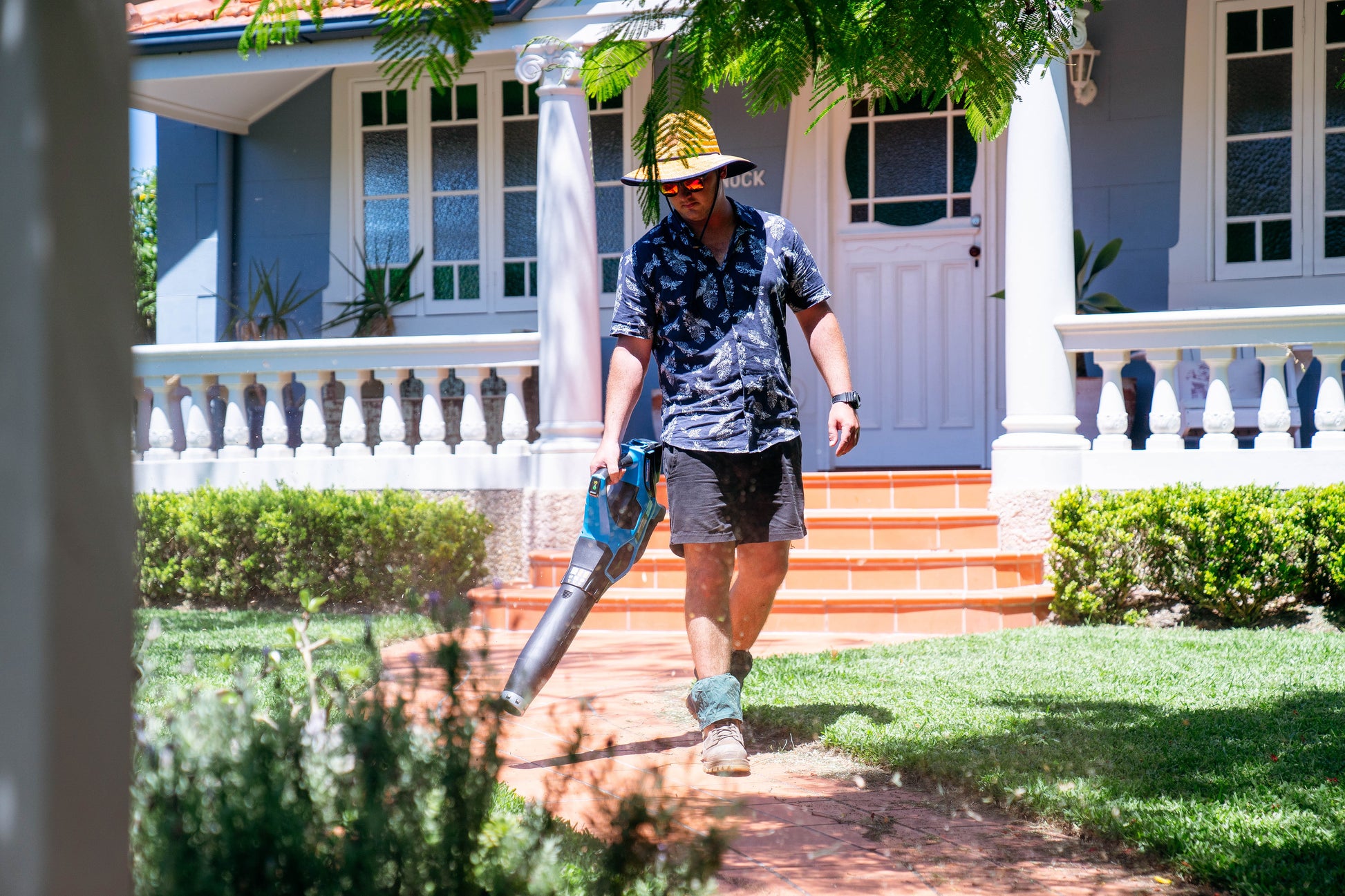 Bushranger® 36V9401 36V Battery Powered Blower (Skin Only)