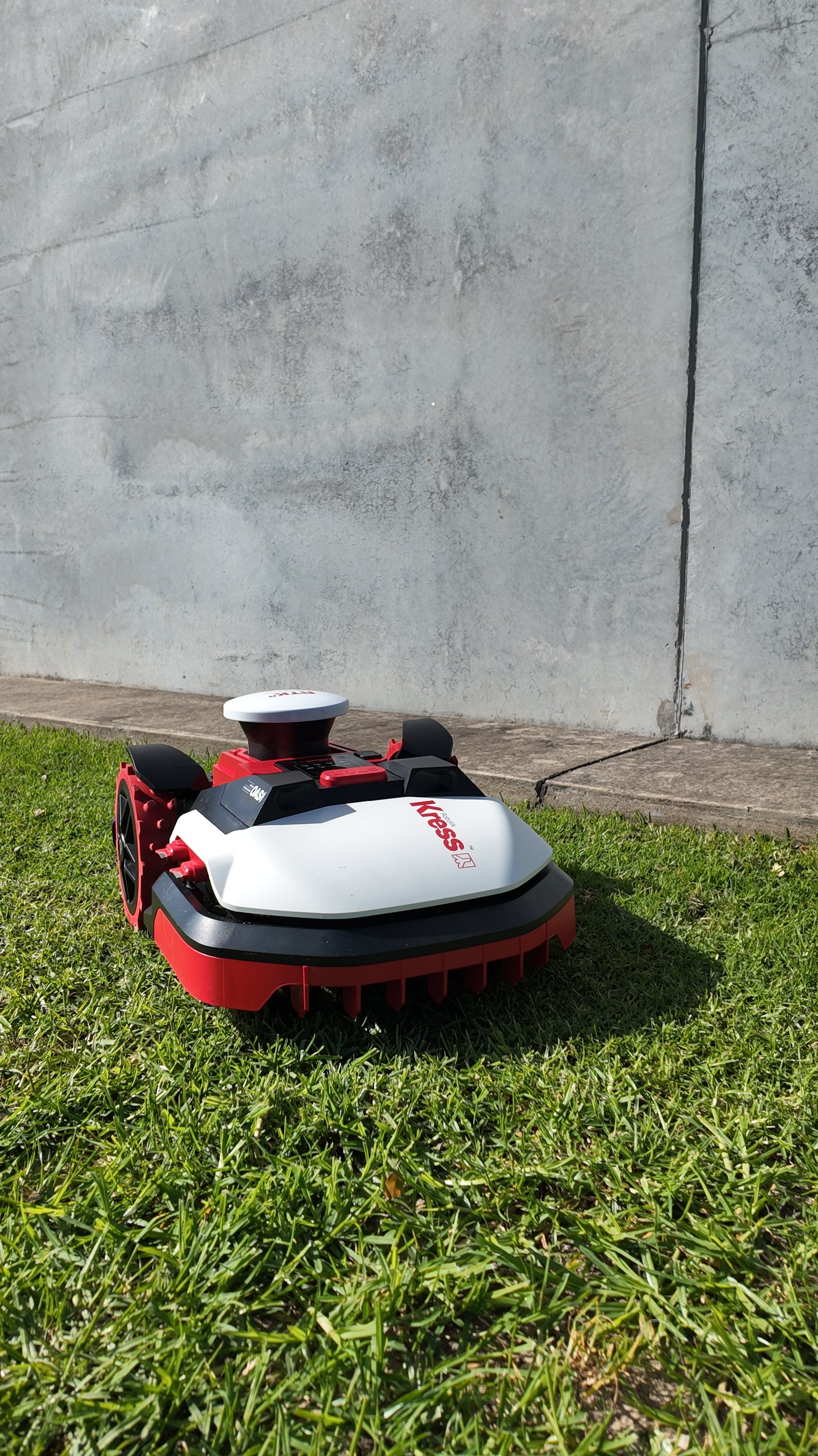 Kress KR174 robot mower 